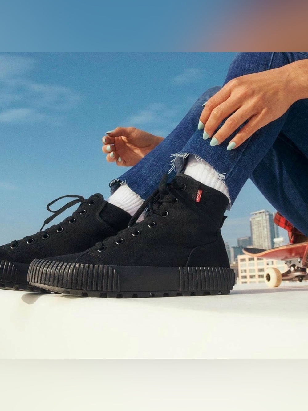 Levi's Olivia Black Canvas High-Tops